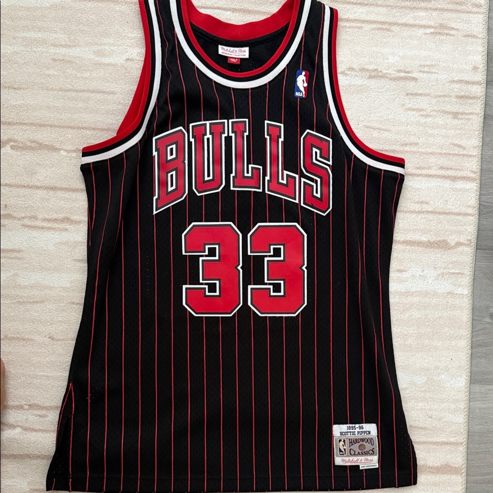 Mitchell & Ness Bulls Black Pinstripe Jersey